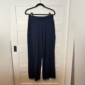 Lululemon Align High Rise Wide Leg pant